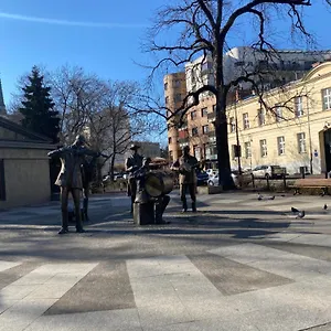 Apartament Komfortowy Na Florianskiej, Park Praski, Dw Wilenski,w Odleglosci Spaceru Od Starego Miasta, Milo Widziec Gosci Ze Zwierzetami, Warszawa